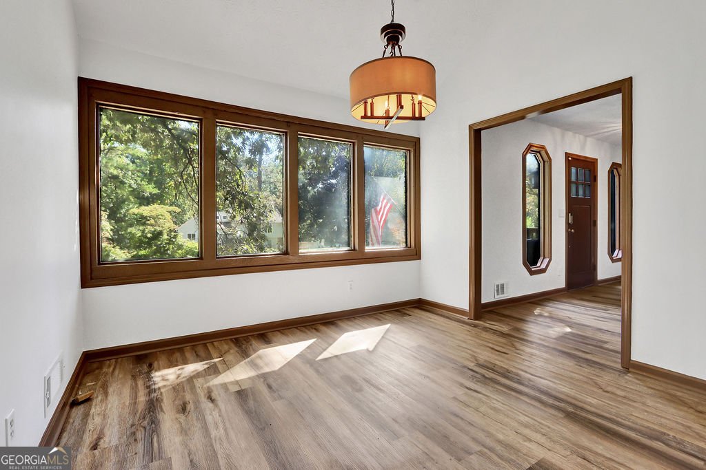 5169 Rockbridge Drive Stone Mountain - Photo 8