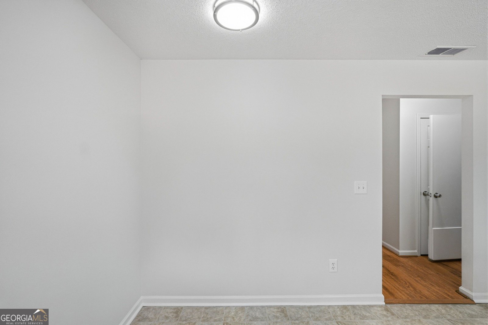211 Patricia Terrace Grayson - Photo 32
