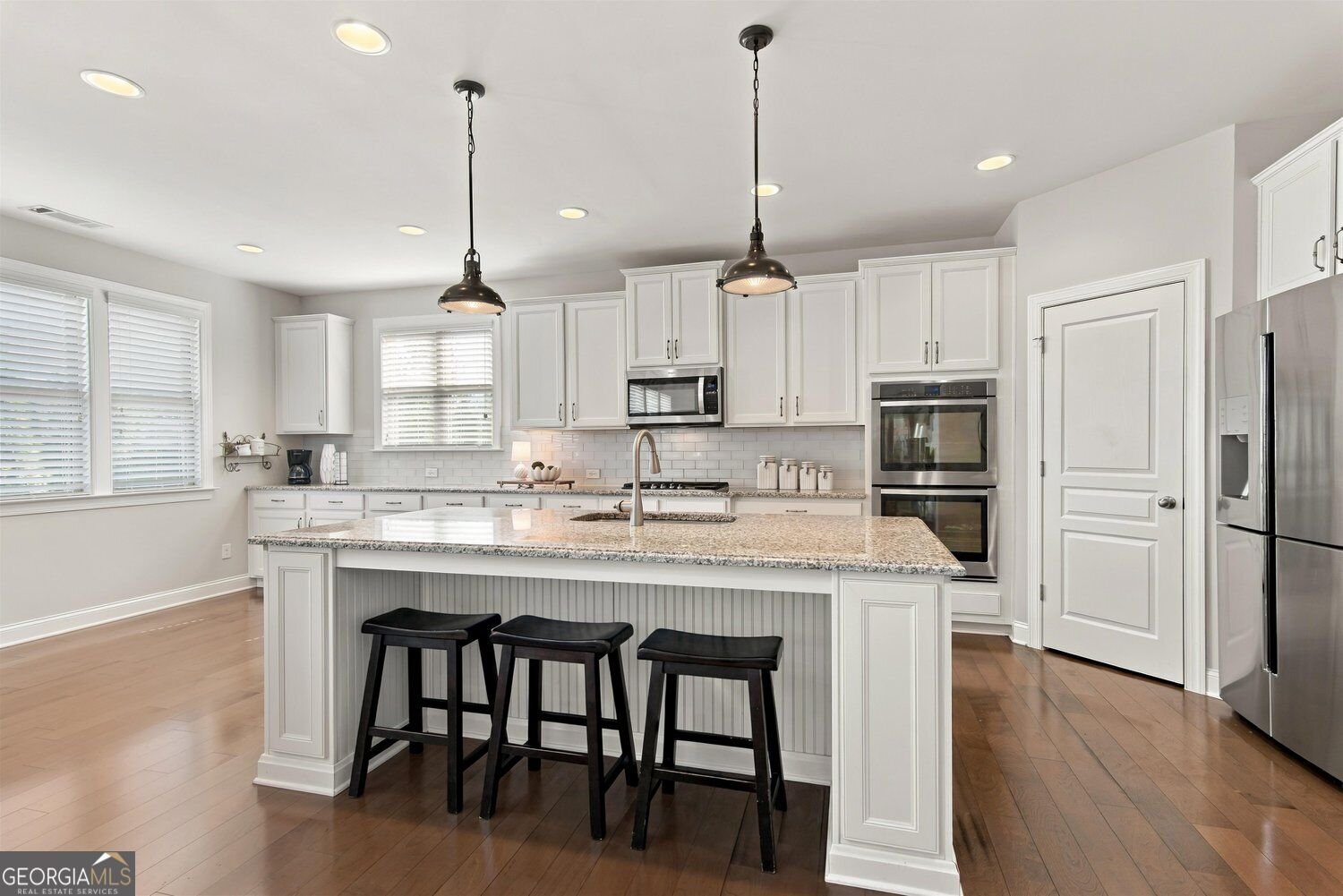 4450 Ivanhoe Walk Cumming - Photo 7
