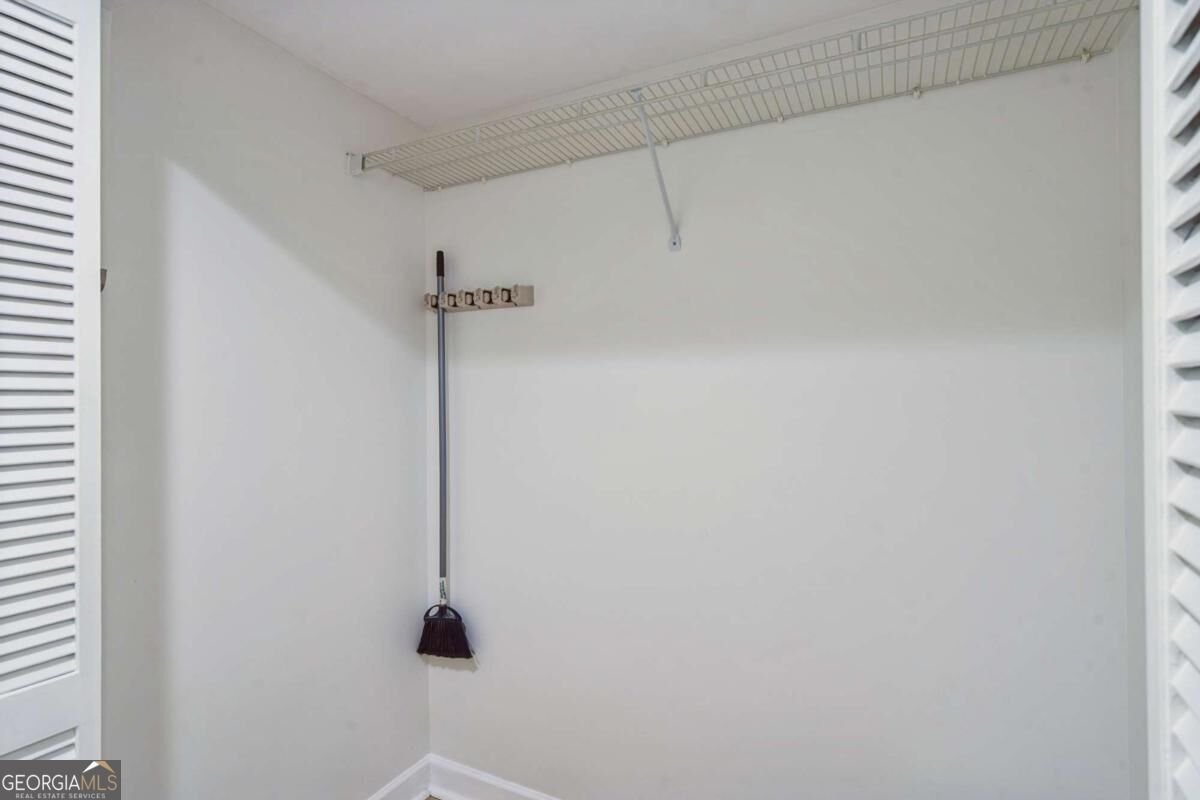 3481 Lakeside Drive Atlanta - Photo 6