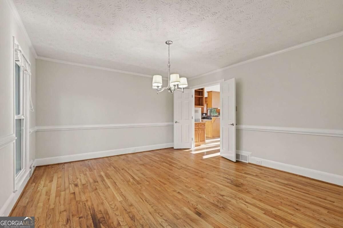 4857 Castlewood Drive Lilburn - Photo 10