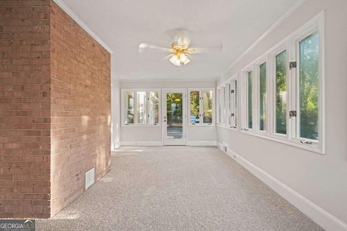 4857 Castlewood Drive Lilburn - Photo 15