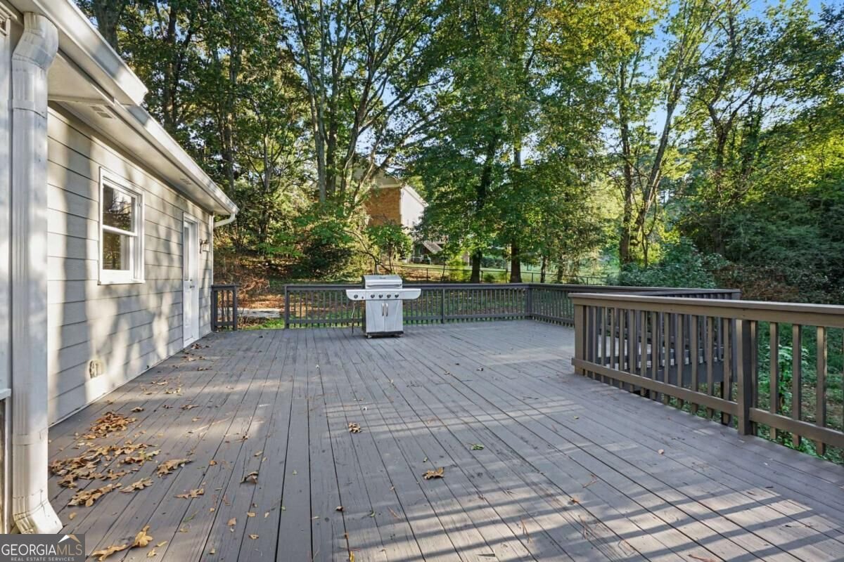 4857 Castlewood Drive Lilburn - Photo 31