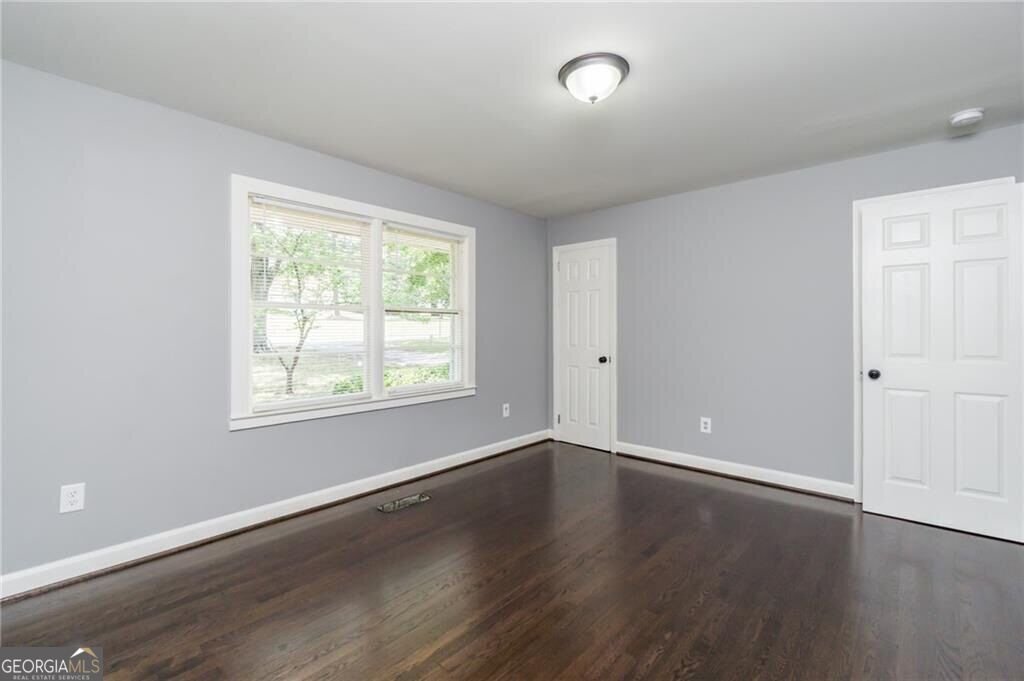 2101 Brockett Road Tucker - Photo 10