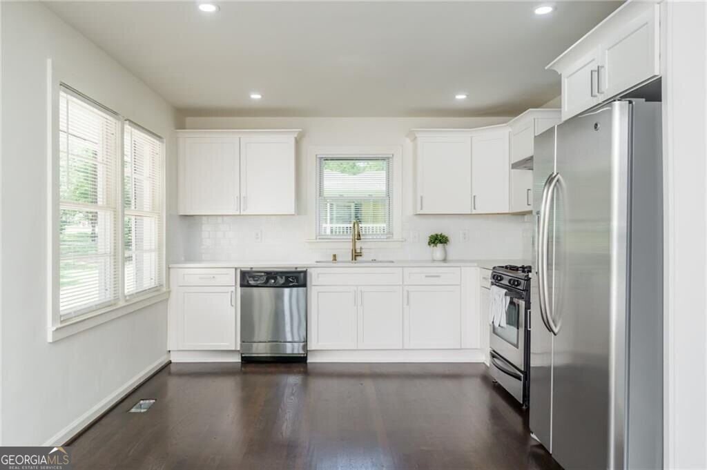 2101 Brockett Road Tucker - Photo 6
