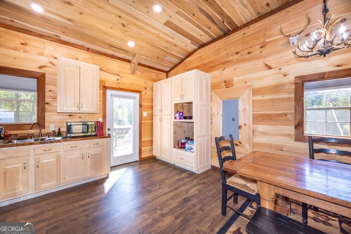 7930 Henderson Mountain Road Jasper - Photo 13