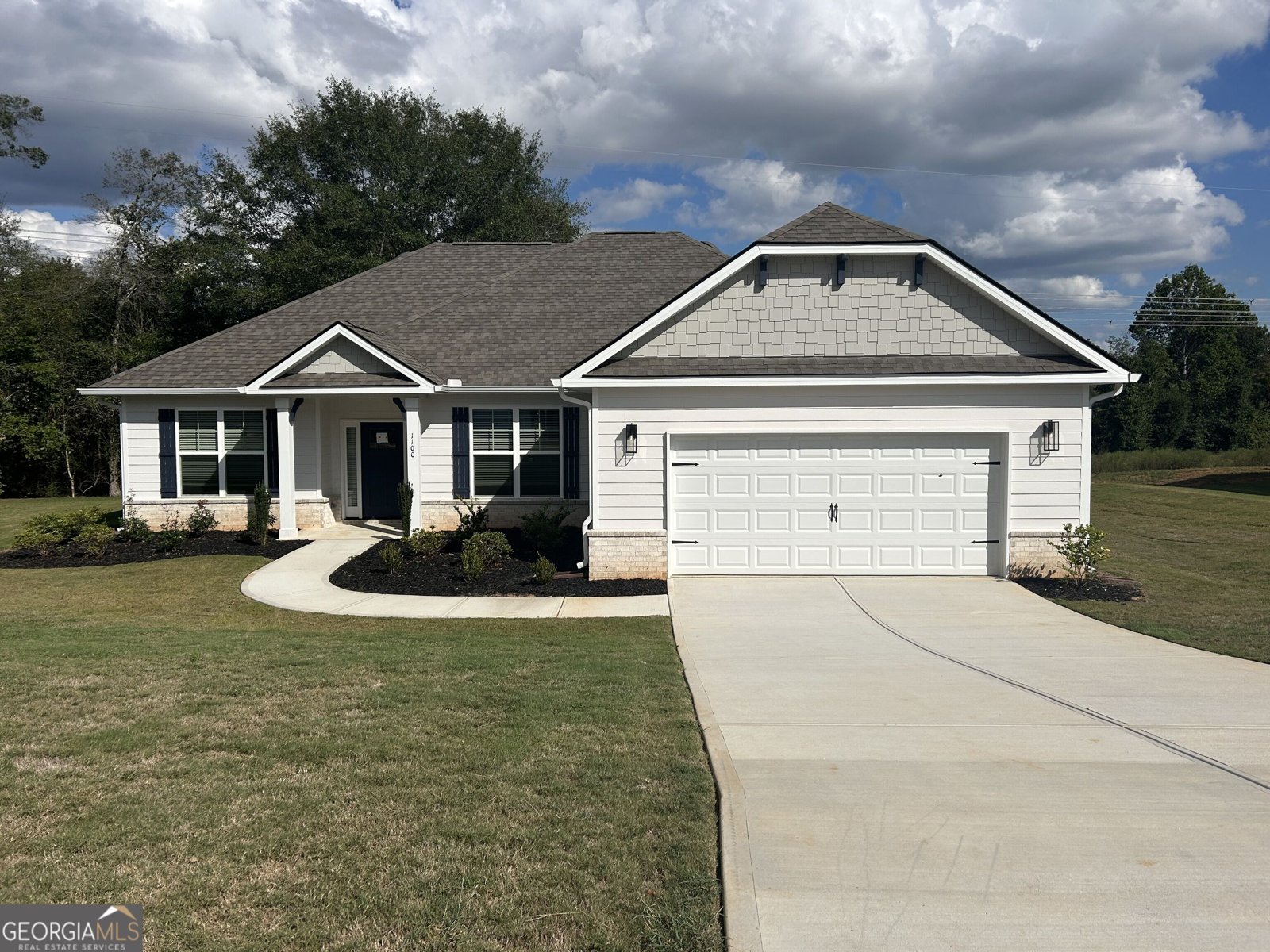 1100 Stiles Crossing Griffin - main photo