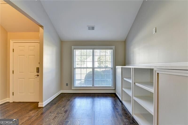2068 Wildcat Cliffs Lane Lawrenceville - Photo 8