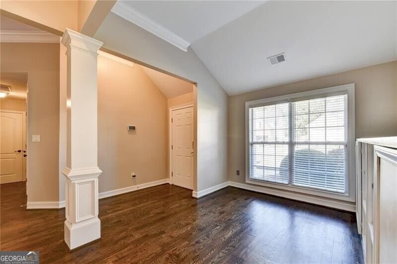 2068 Wildcat Cliffs Lane Lawrenceville - Photo 9