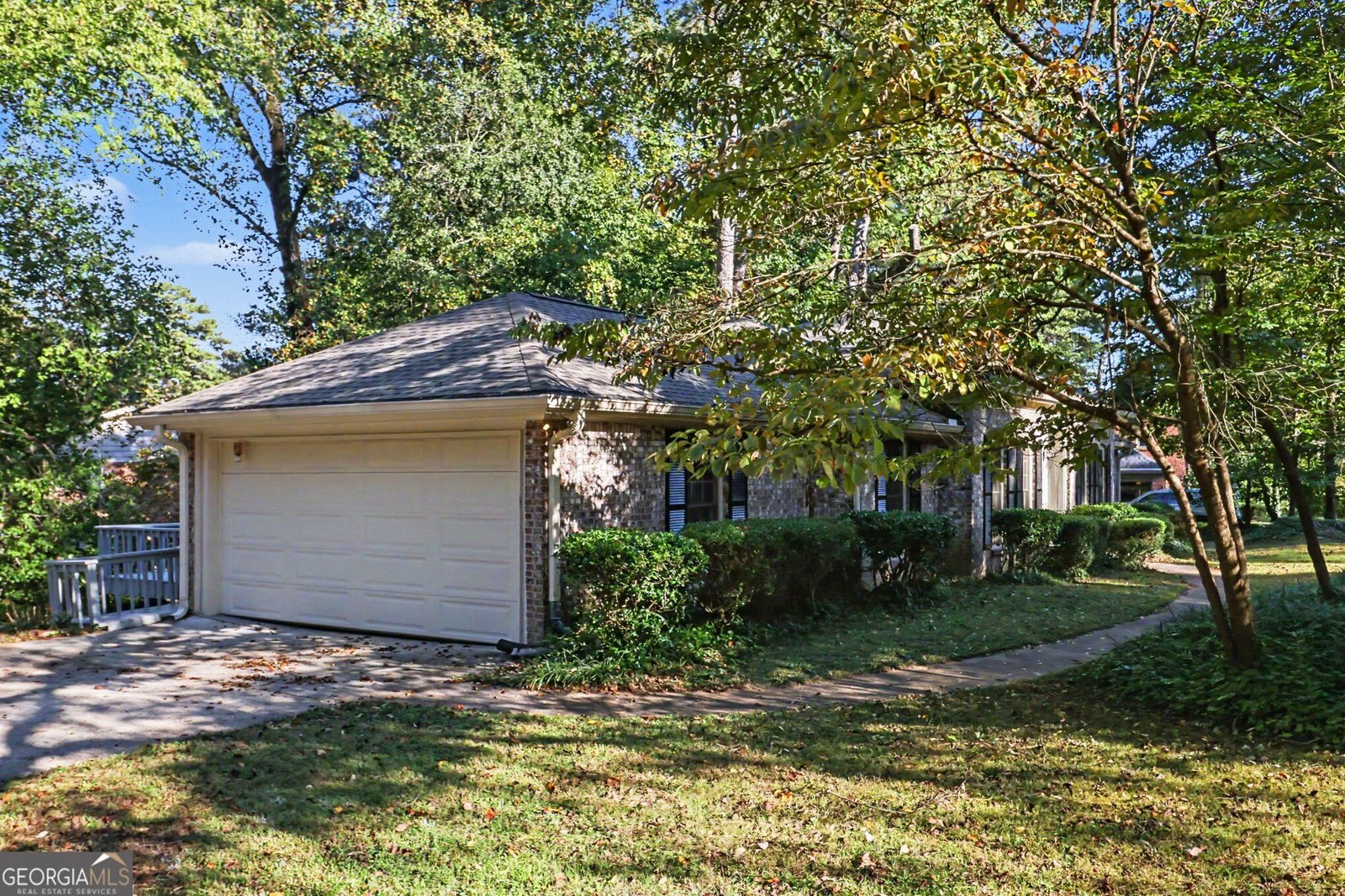 2027 Gainsborough Drive Chamblee - Photo 27