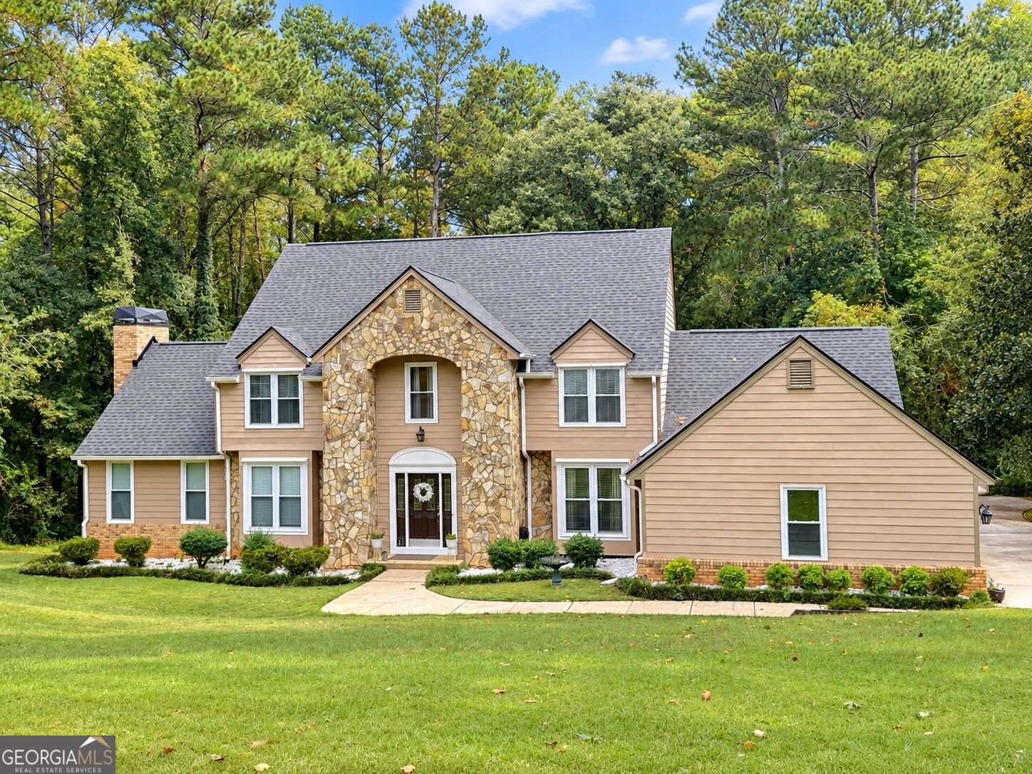 1208 Milford Forest Drive Marietta - main photo