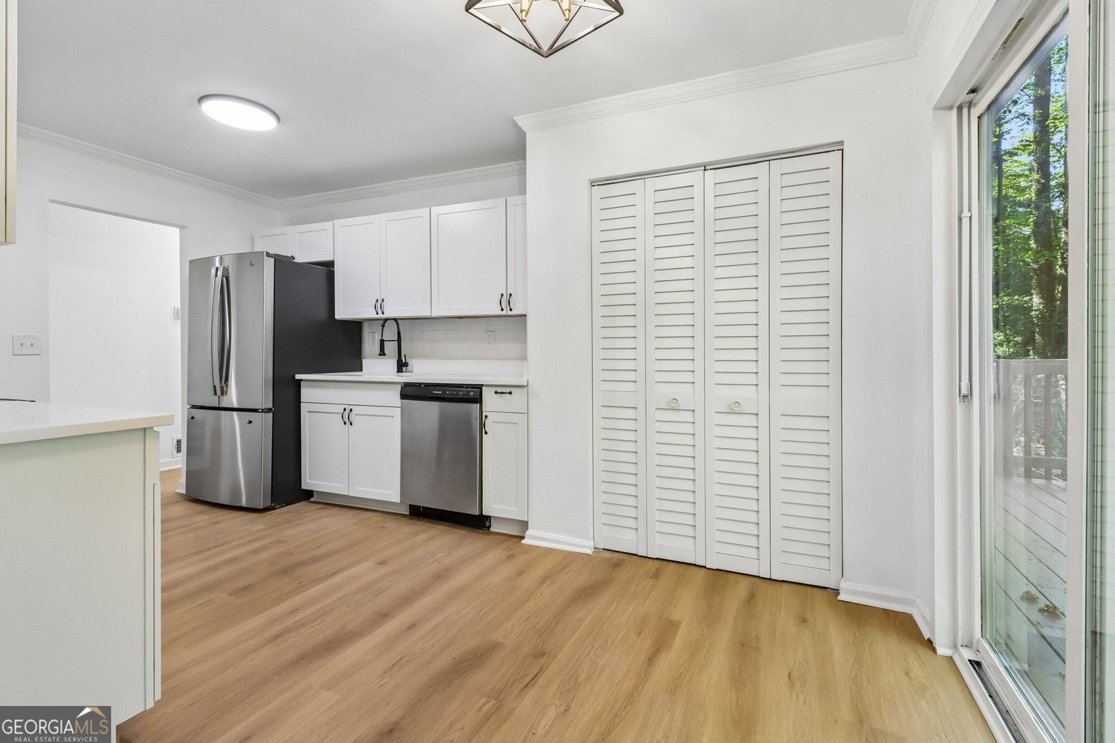 837 Hemingway Road Stone Mountain - Photo 18