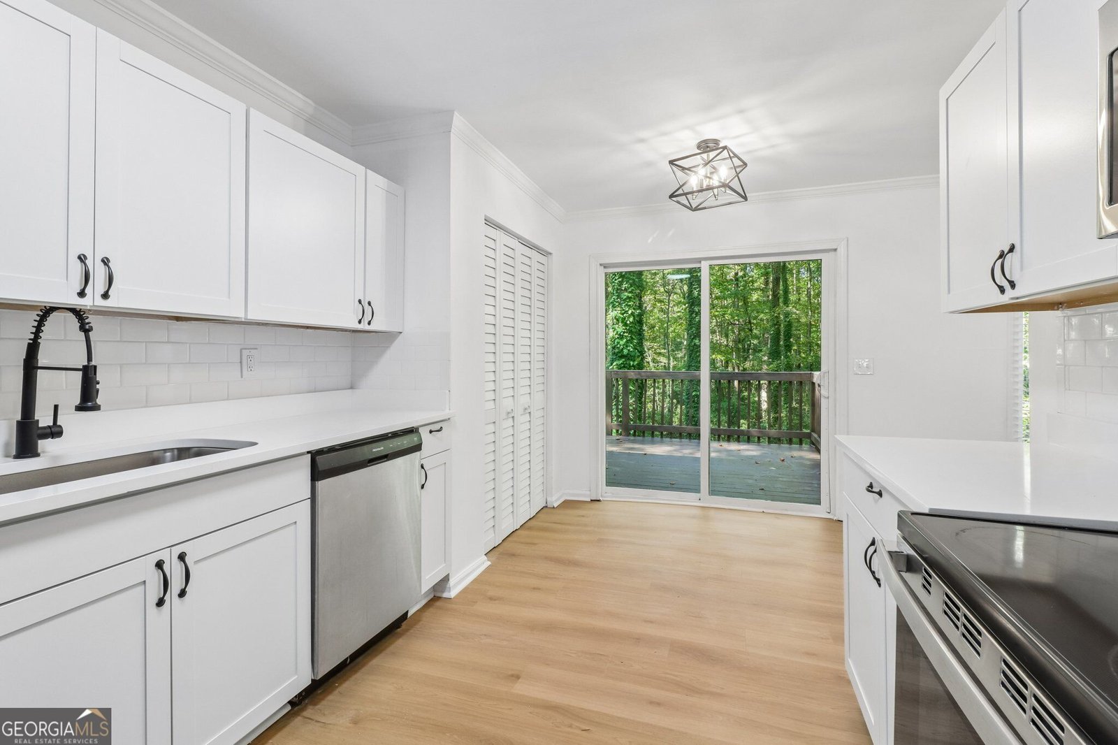 837 Hemingway Road Stone Mountain - Photo 22