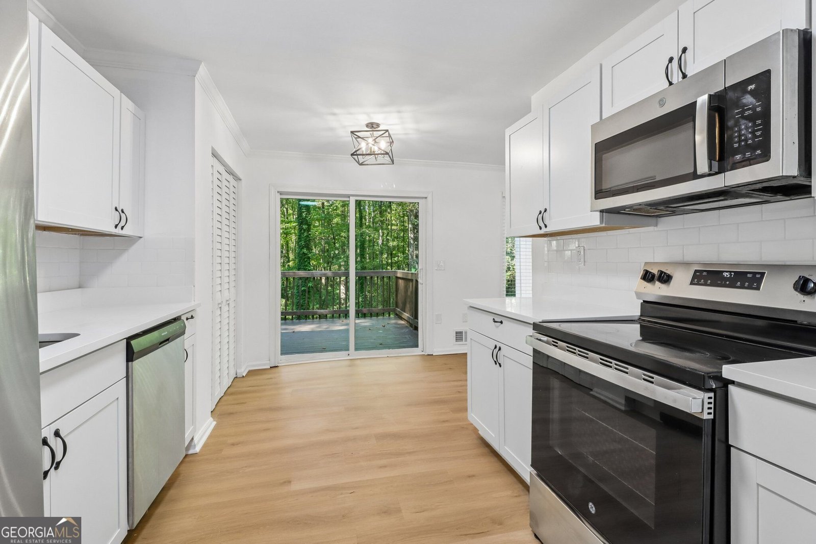 837 Hemingway Road Stone Mountain - Photo 23