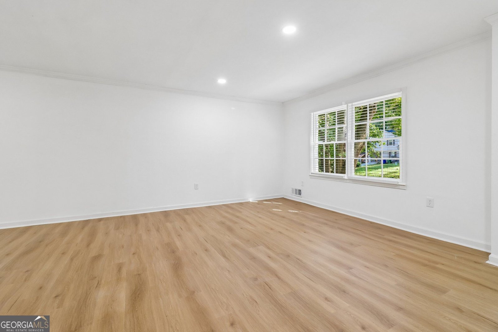 837 Hemingway Road Stone Mountain - Photo 7