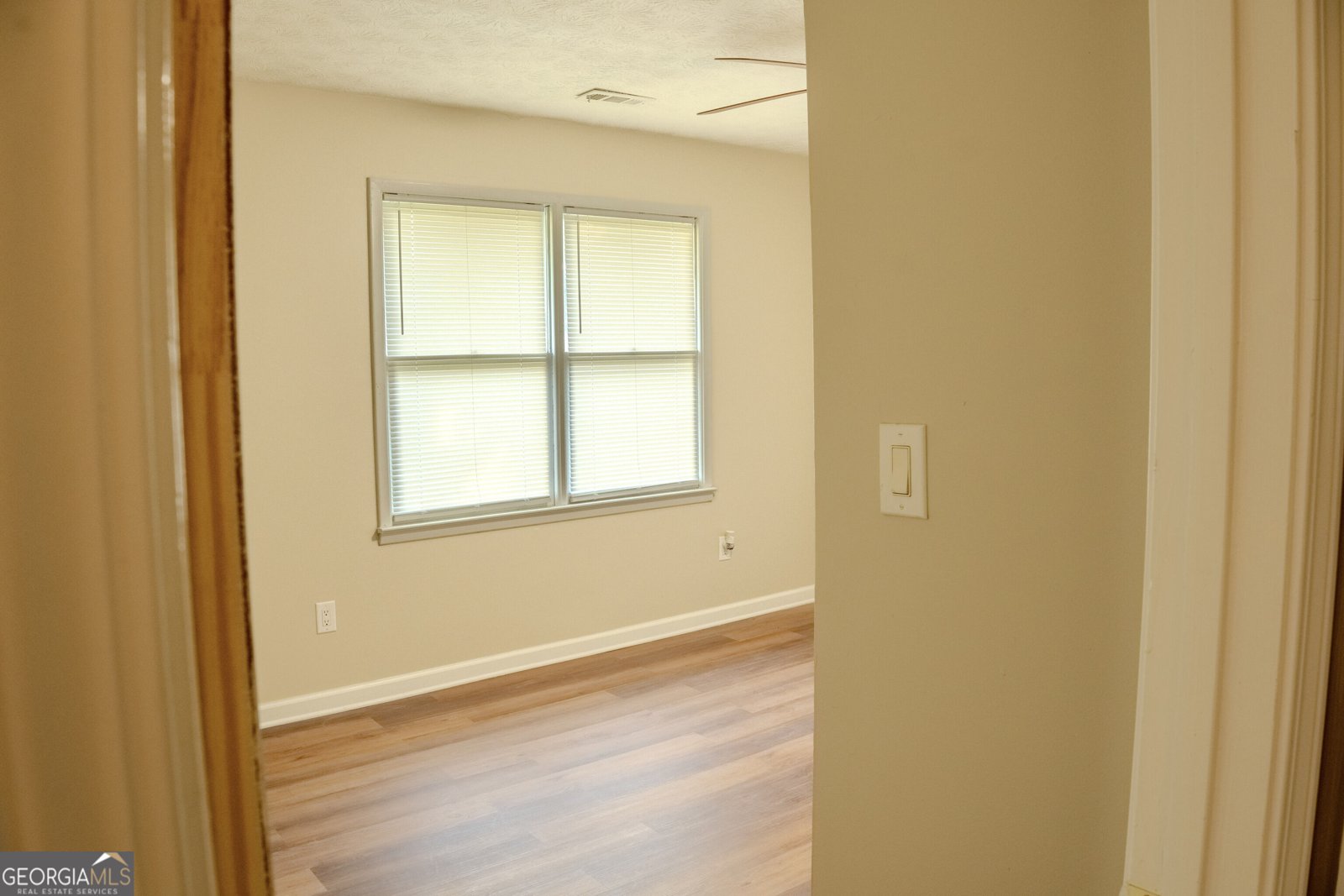 7466 Ann Street Riverdale - Photo 11