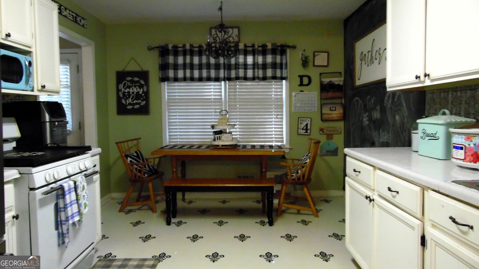 176 Landing Trail Powder Springs - Photo 4