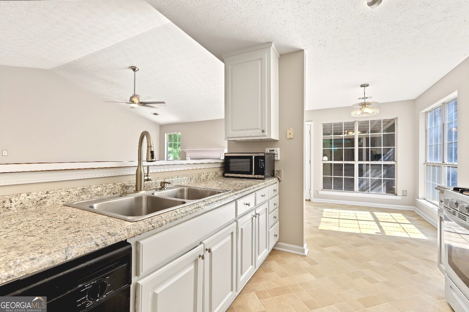 110 Marians Way McDonough - Photo 9