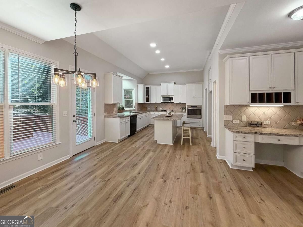3792 Suwanee Mill Drive Buford - Photo 10
