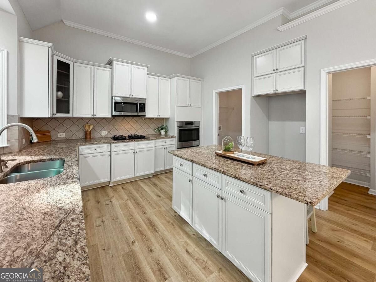 3792 Suwanee Mill Drive Buford - Photo 12