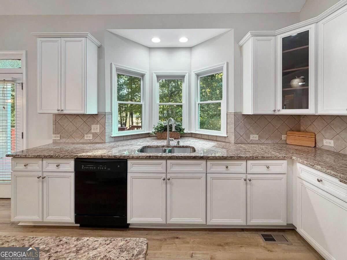 3792 Suwanee Mill Drive Buford - Photo 15