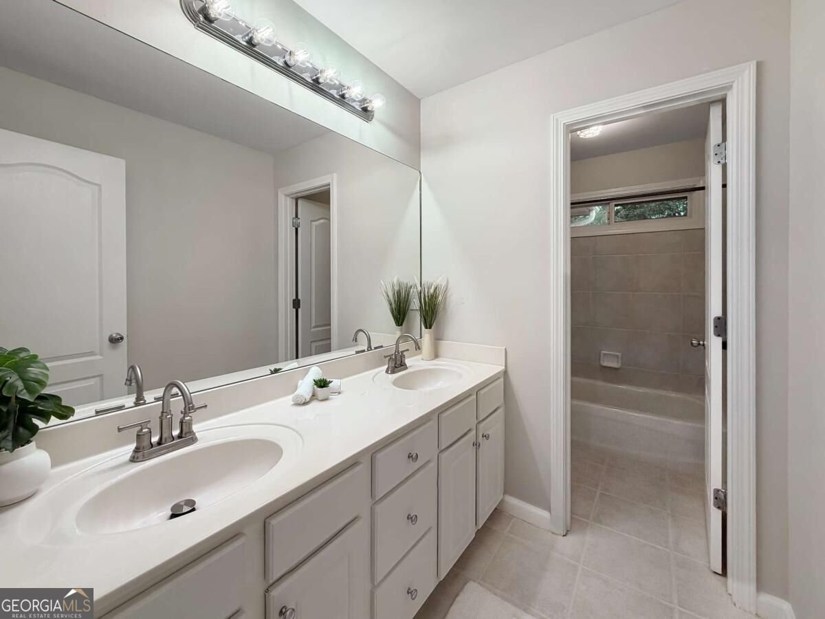 3792 Suwanee Mill Drive Buford - Photo 33