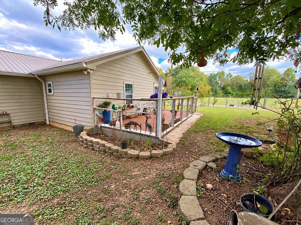 593 Hooker Rd Chatsworth - Photo 13