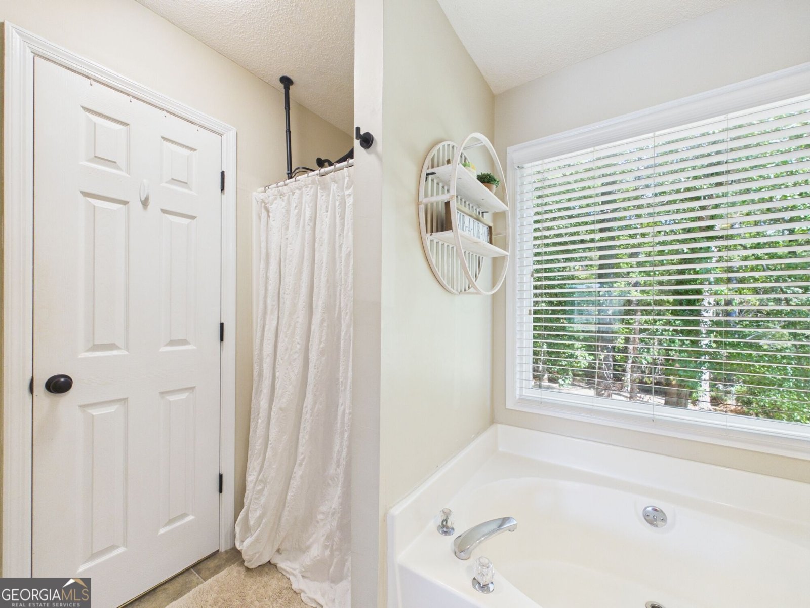 459 Ashville Drive Macon - Photo 27