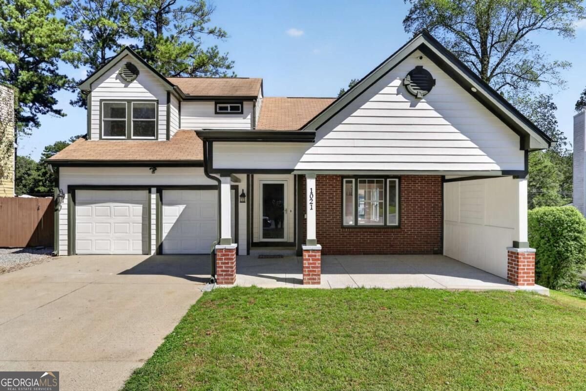 1021 Heatherwood Court Norcross - main photo