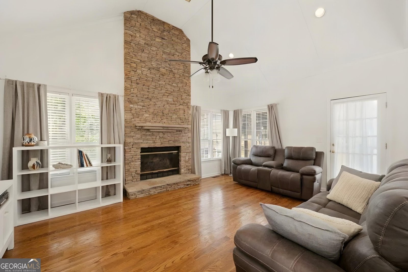 390 Wildwood Lake Court Suwanee - Photo 9