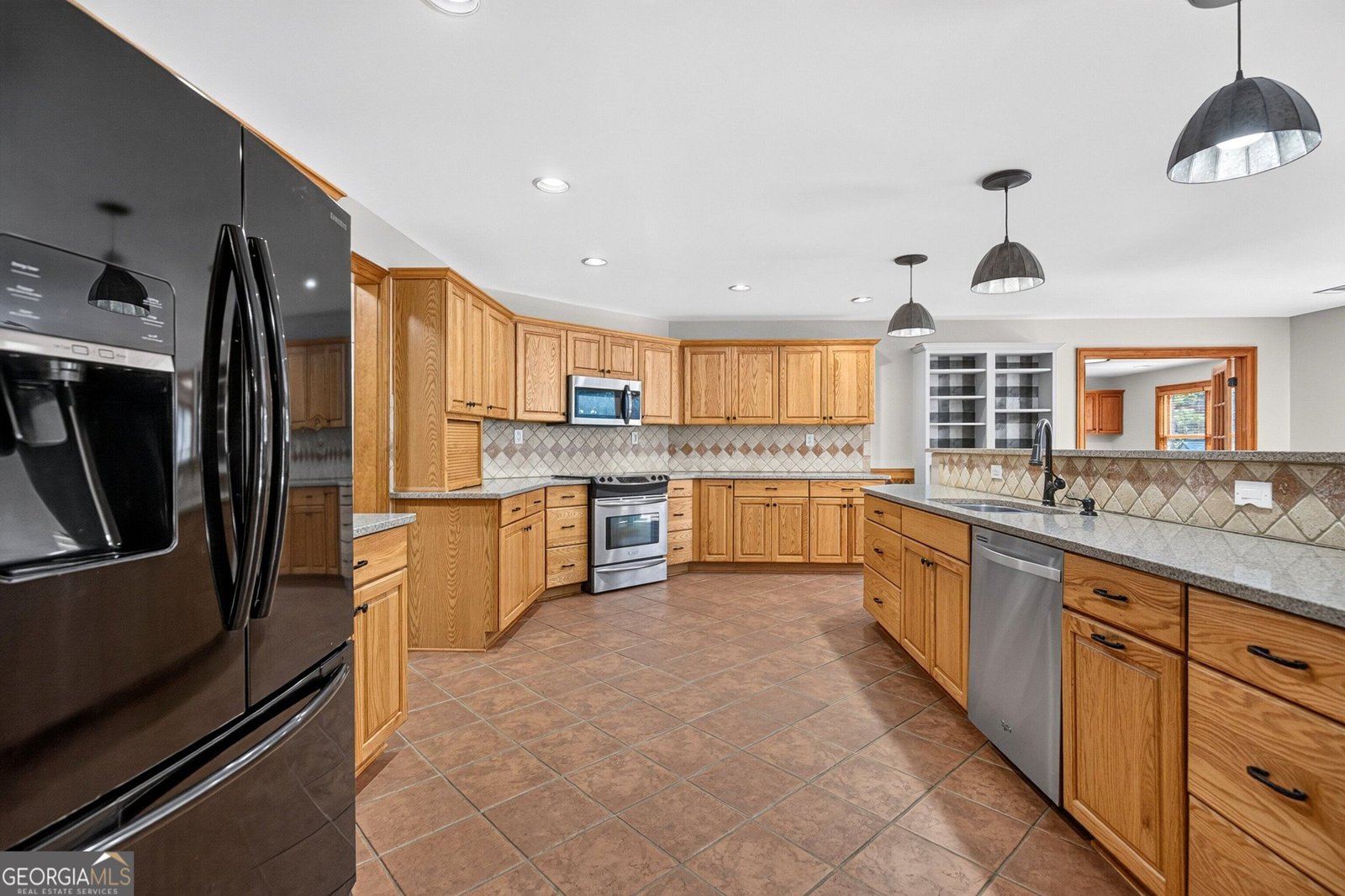 221 Valley Way Hampton - Photo 12