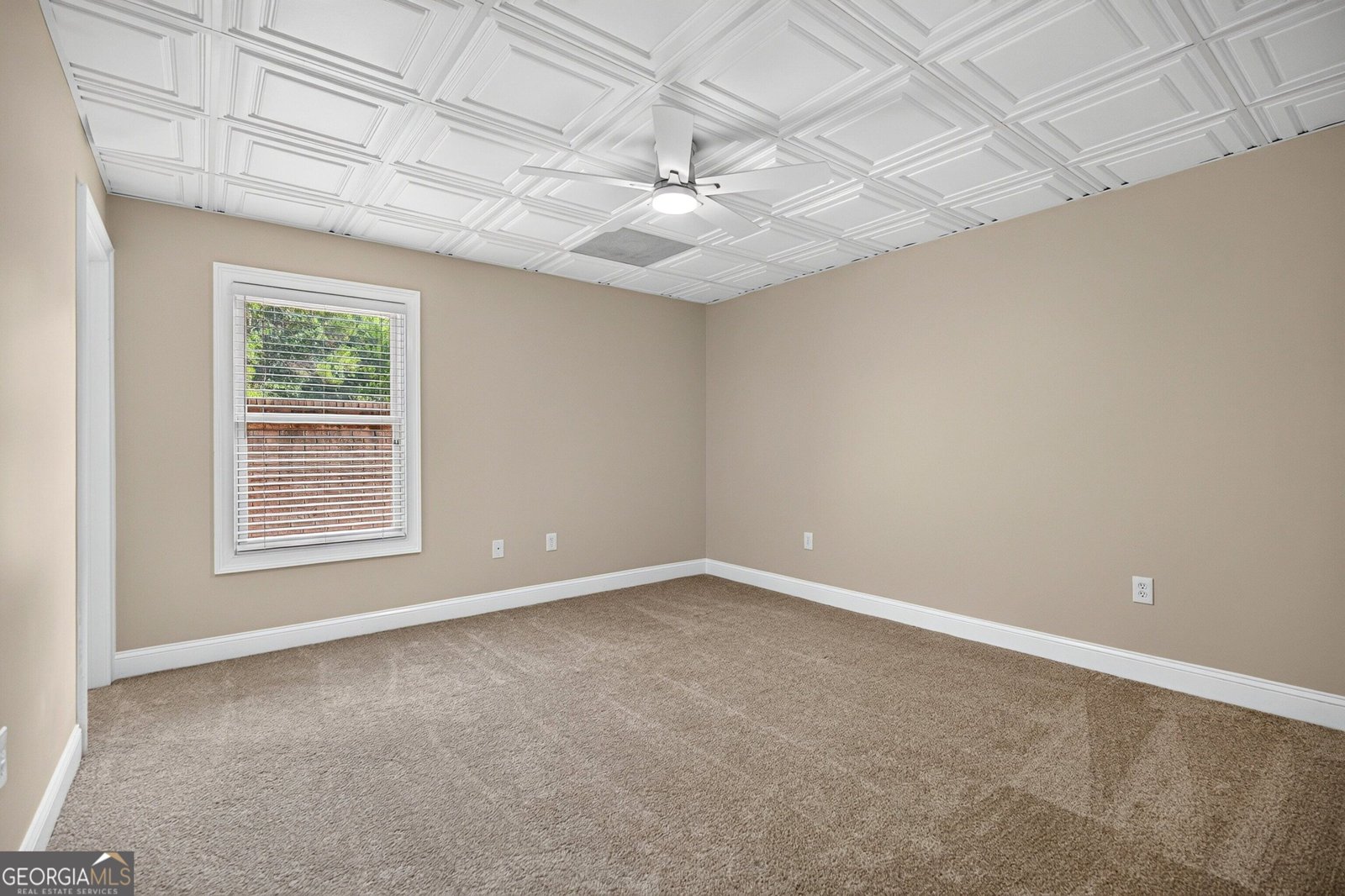 221 Valley Way Hampton - Photo 38