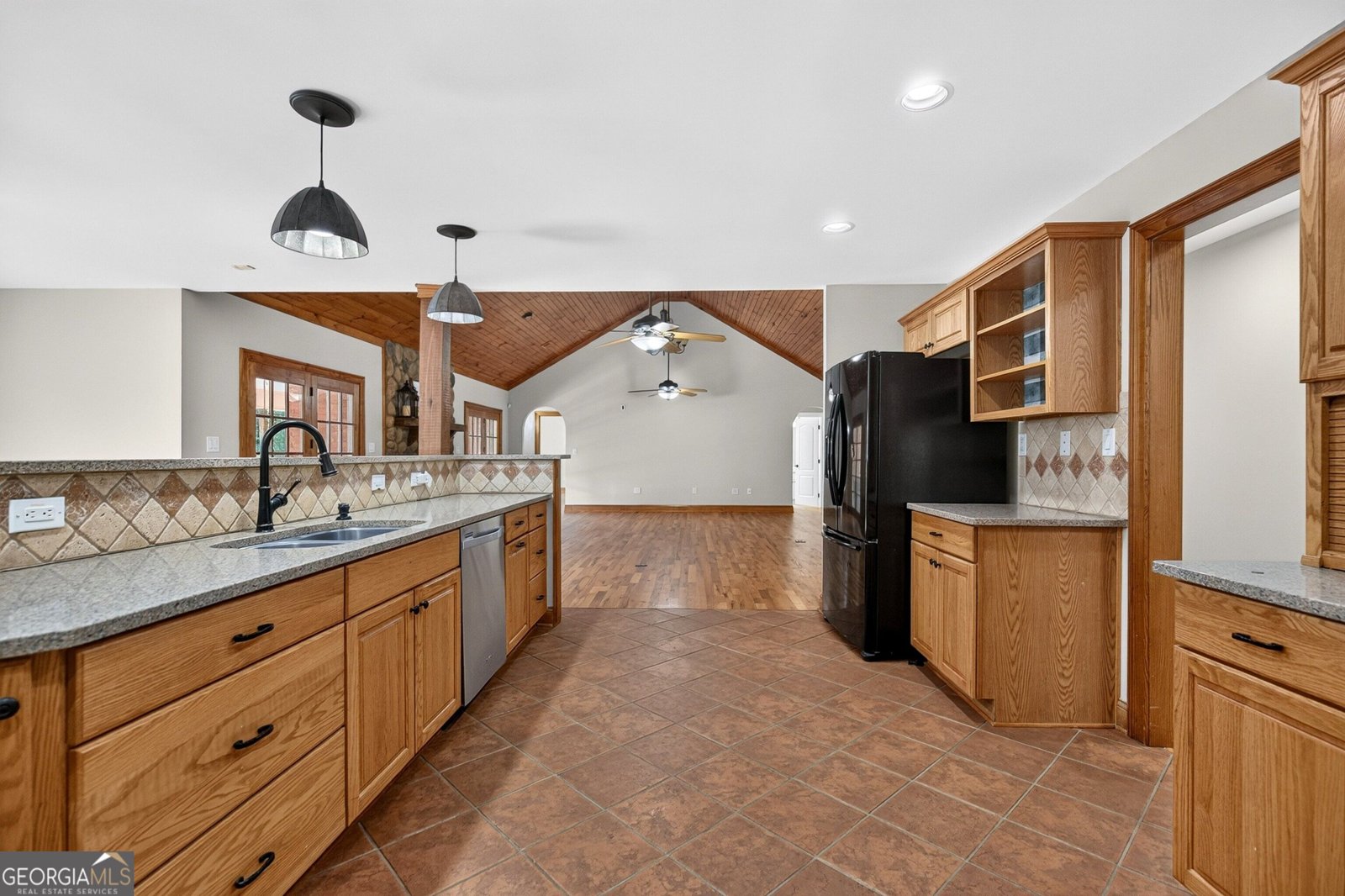 221 Valley Way Hampton - Photo 9