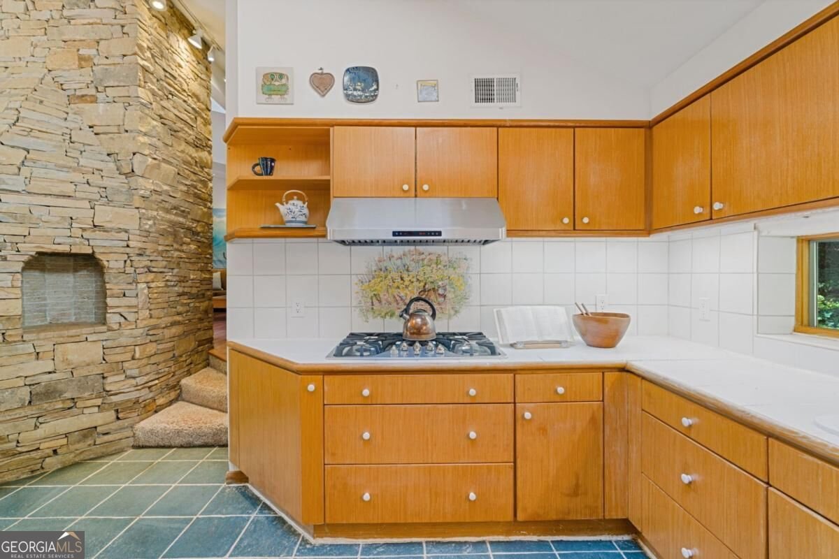 253 Lakeshore Drive Berkeley Lake - Photo 14