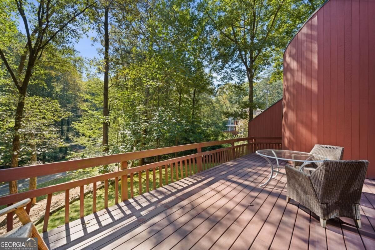253 Lakeshore Drive Berkeley Lake - Photo 37
