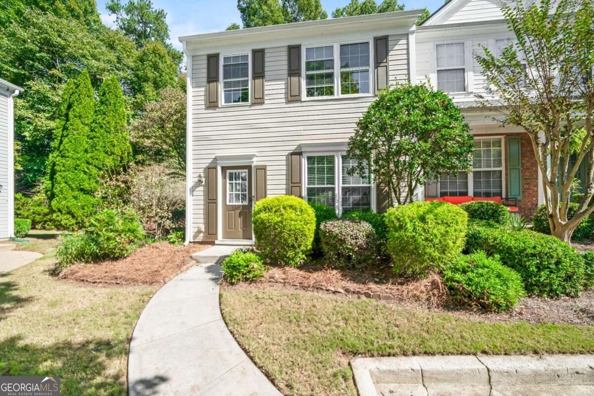 1205 Whitestone Ridge Alpharetta - main photo