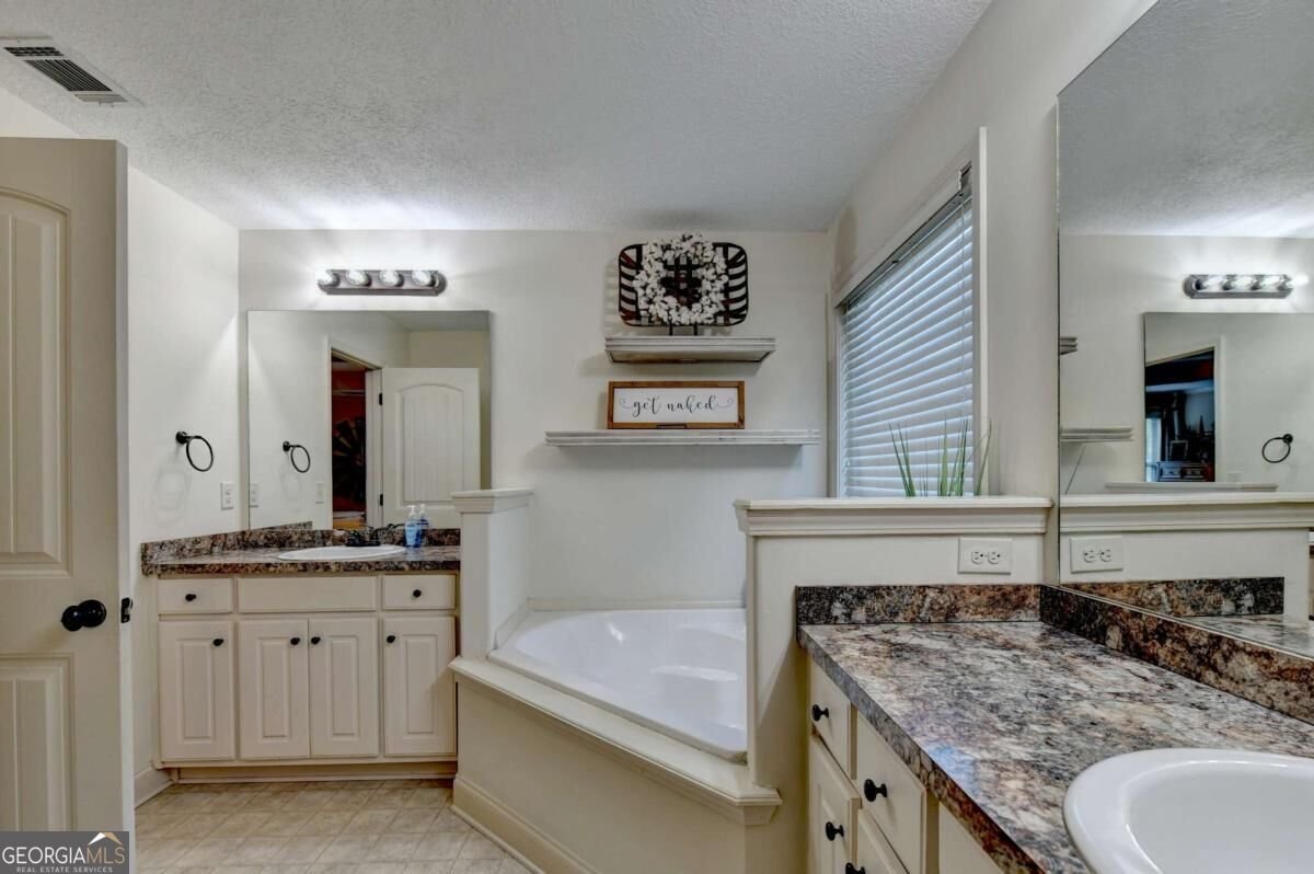 1052 Blakewood Court Bethlehem - Photo 29