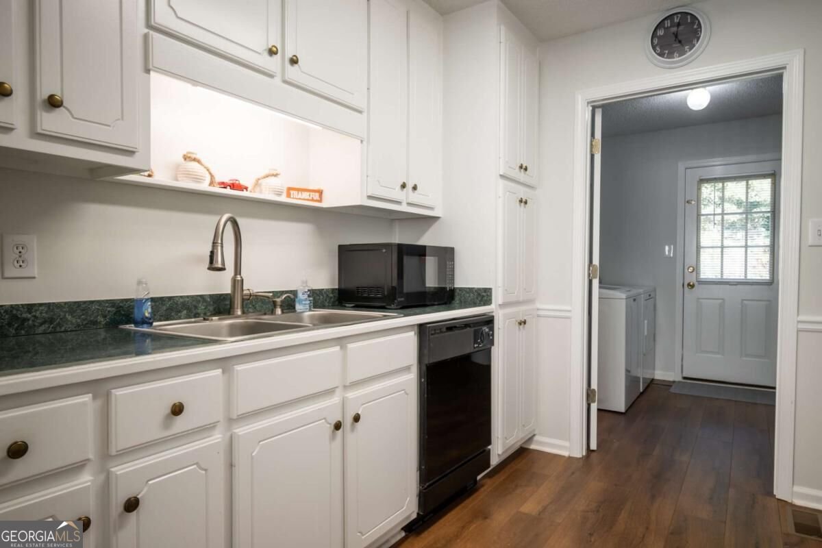 406 Ellerbe Drive Statham - Photo 6