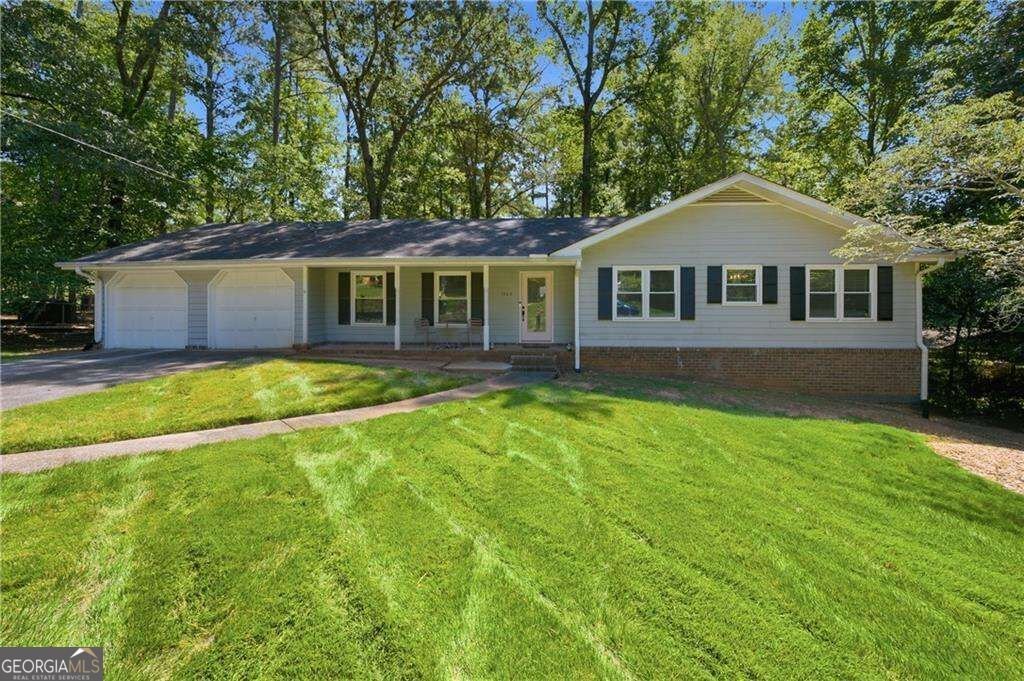 1563 Pedro Drive Mableton - main photo