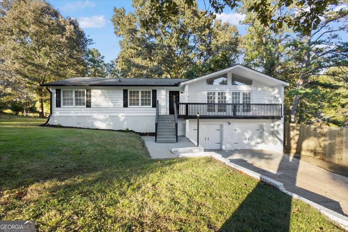 6140 Michelle Lane Douglasville - main photo