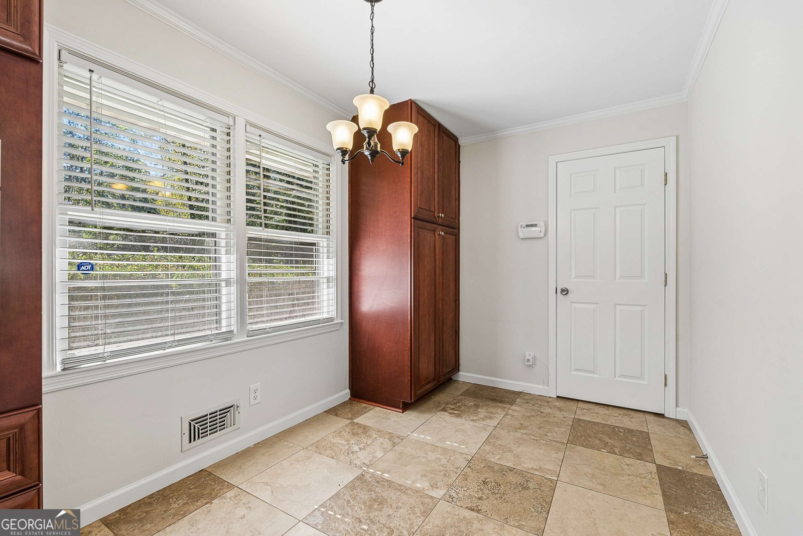 6608 Ridge Moore Drive Atlanta - Photo 13