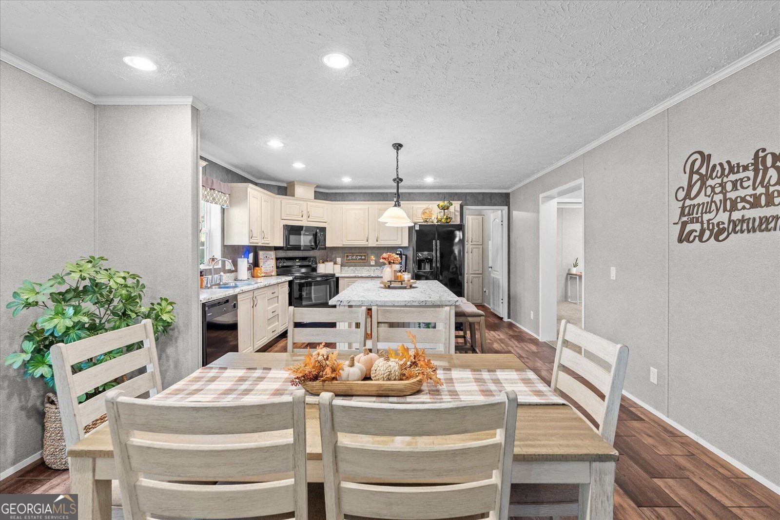 215 Navajo Trail Bowdon - Photo 11