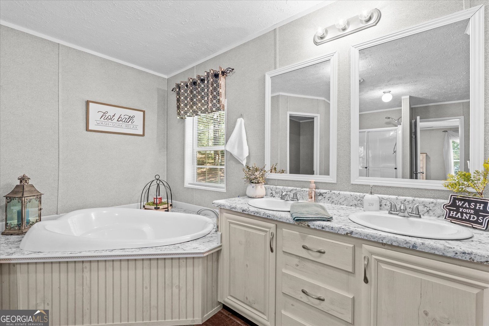215 Navajo Trail Bowdon - Photo 22
