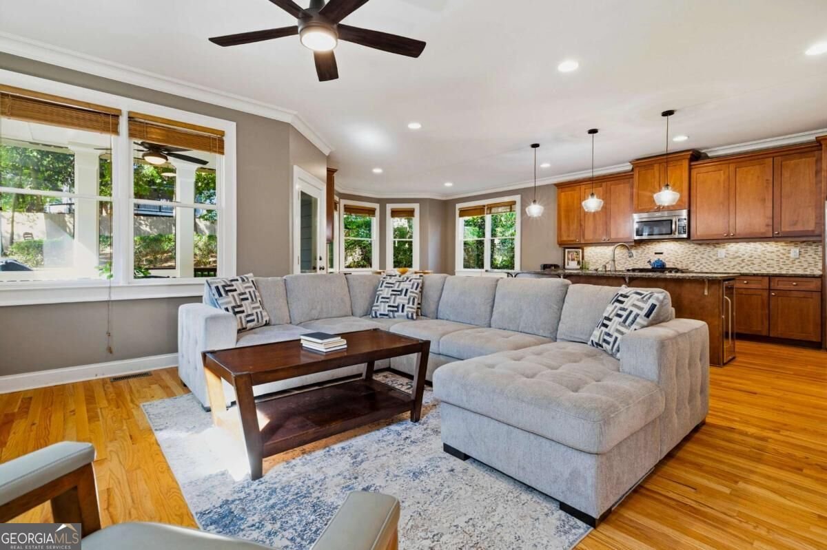 327 Madison Avenue Decatur - Photo 9