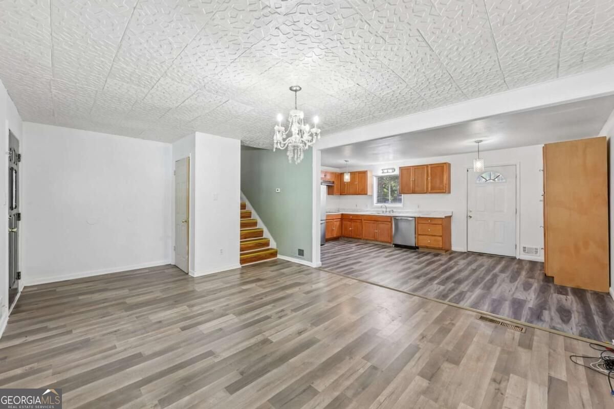 10895 Thrasher Road Jonesboro - Photo 7