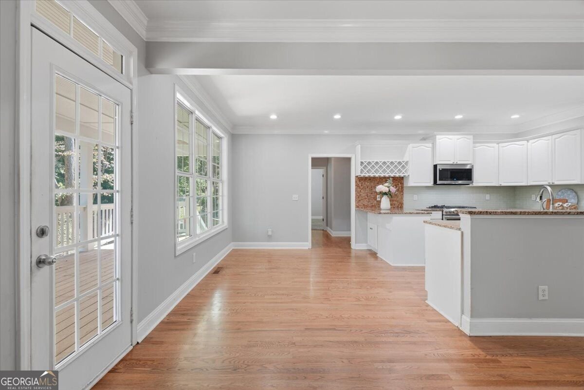 6180 Lake Windsor Parkway Buford - Photo 32