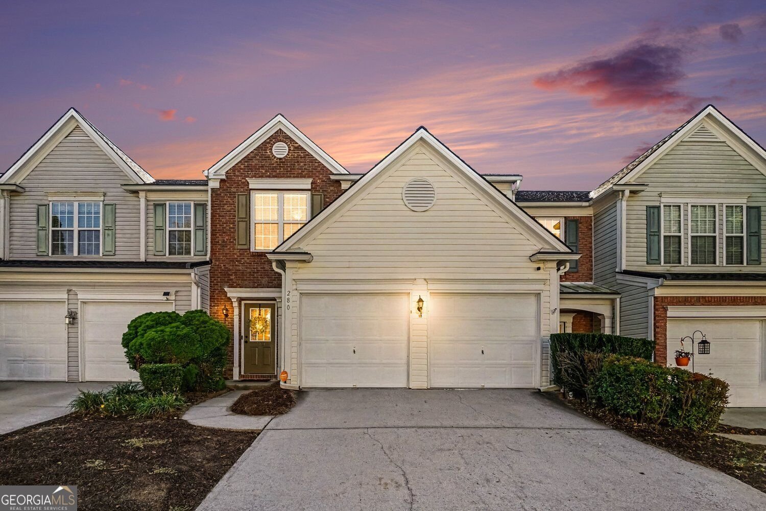 280 Regent Square Woodstock - main photo