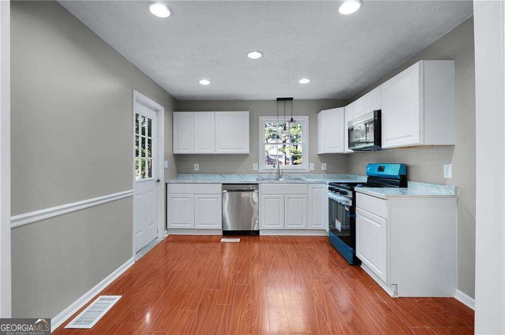 303 Old Farm Road Woodstock - Photo 13