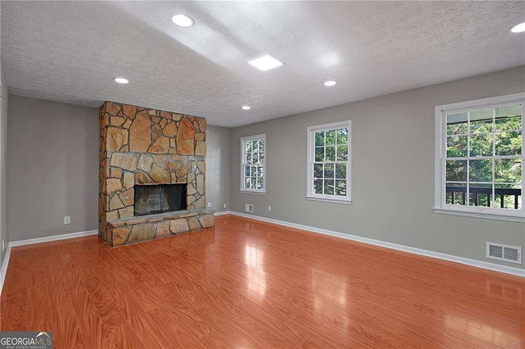 303 Old Farm Road Woodstock - Photo 7