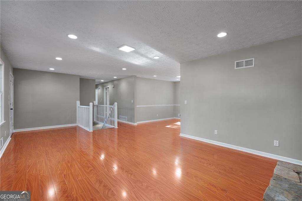 303 Old Farm Road Woodstock - Photo 9